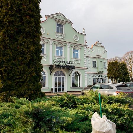 Hotel Napoleon Wroblew  Exterior photo