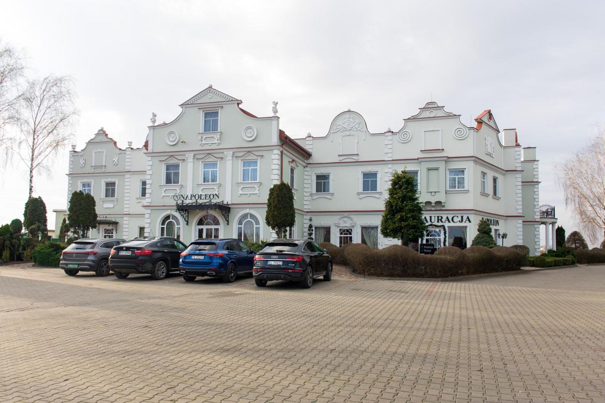 Hotel Napoleon Wroblew  Exterior photo