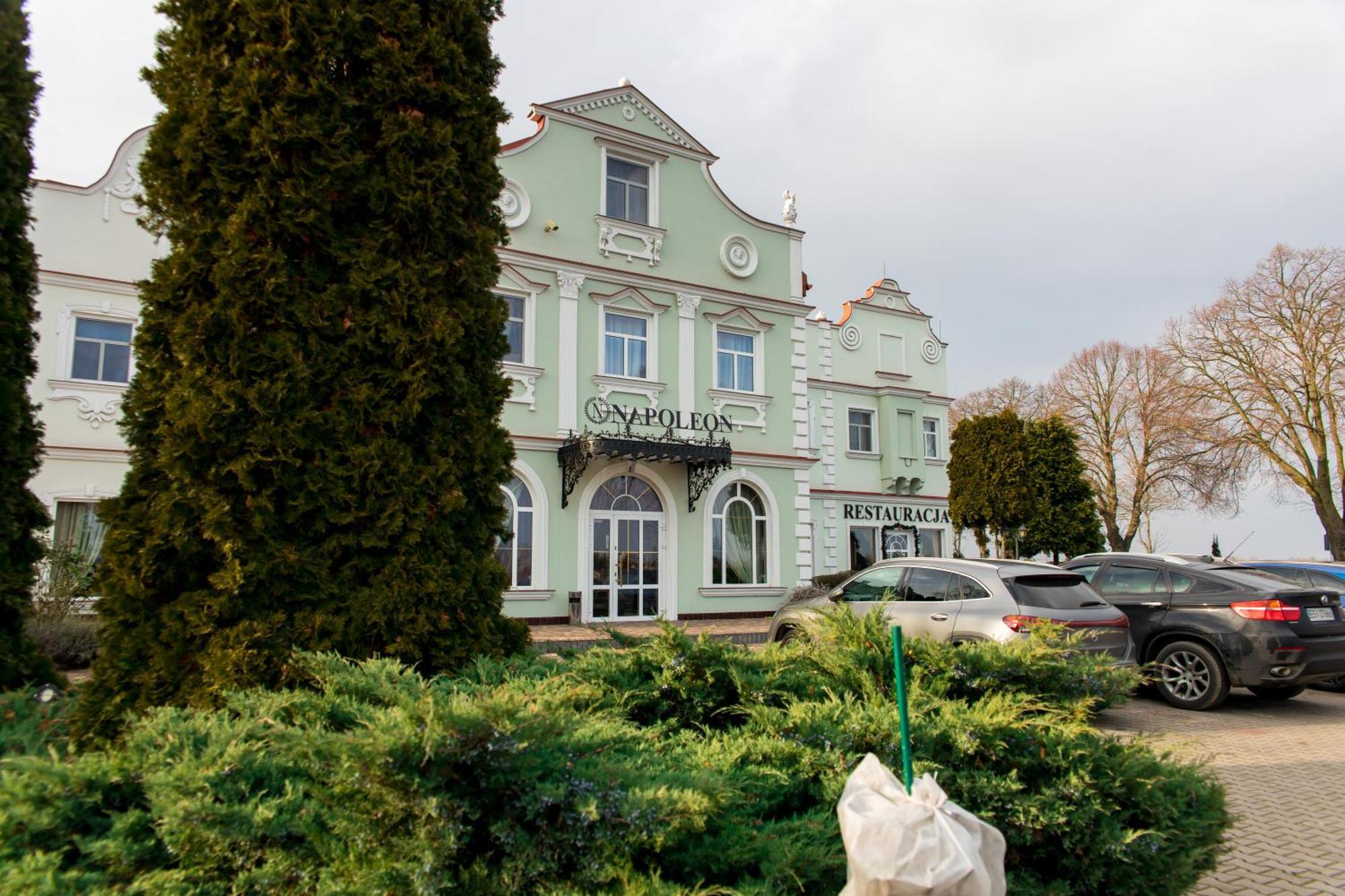 Hotel Napoleon Wroblew  Exterior photo