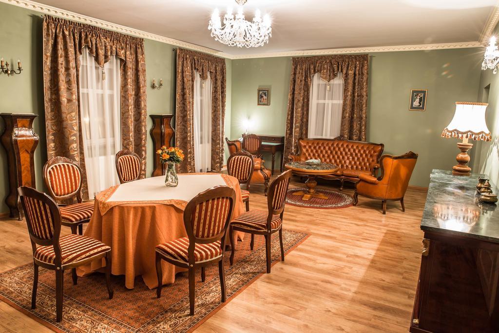 Hotel Napoleon Wroblew  Room photo